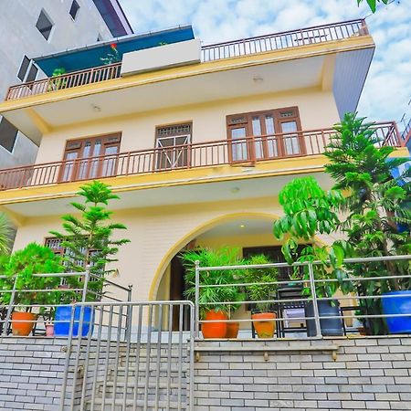 Hotel Alpine Villa Pokhara Exterior photo