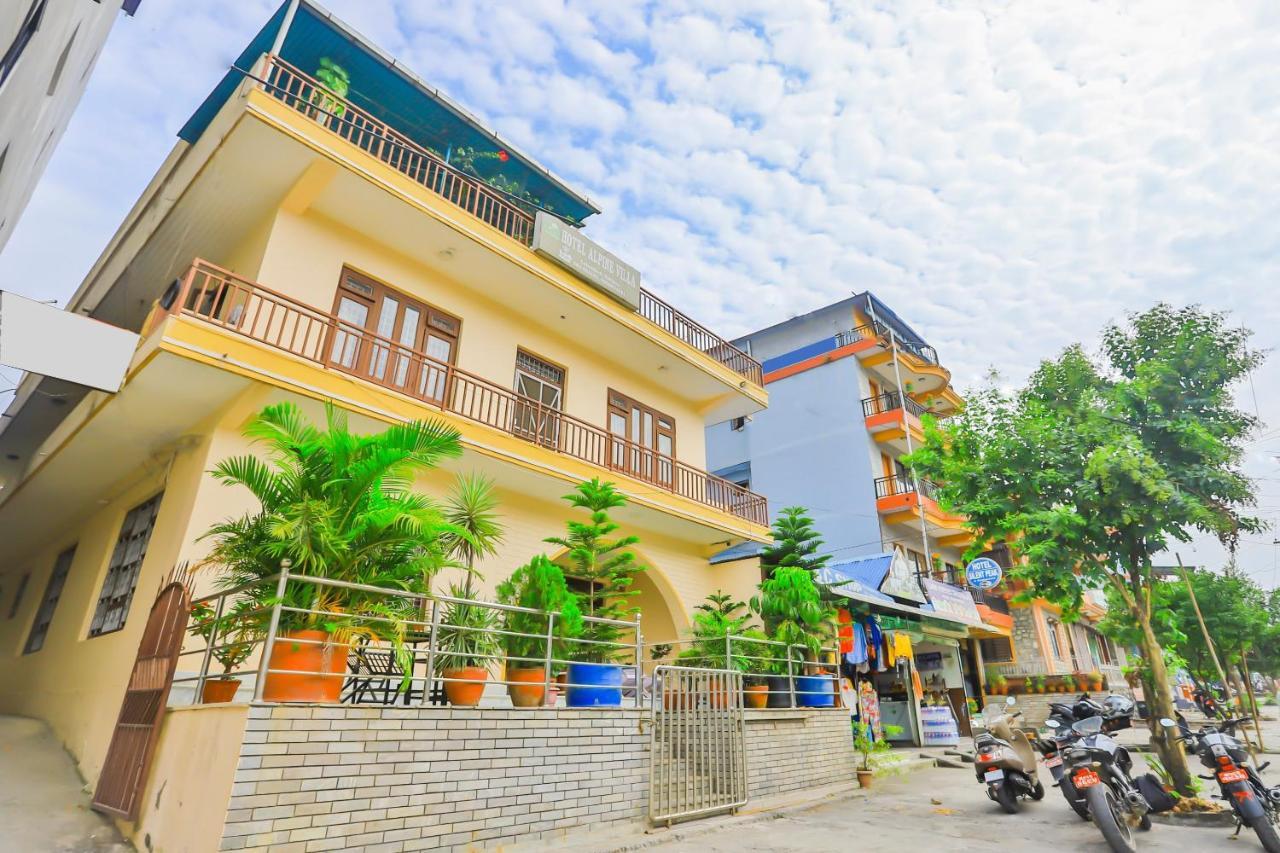 Hotel Alpine Villa Pokhara Exterior photo