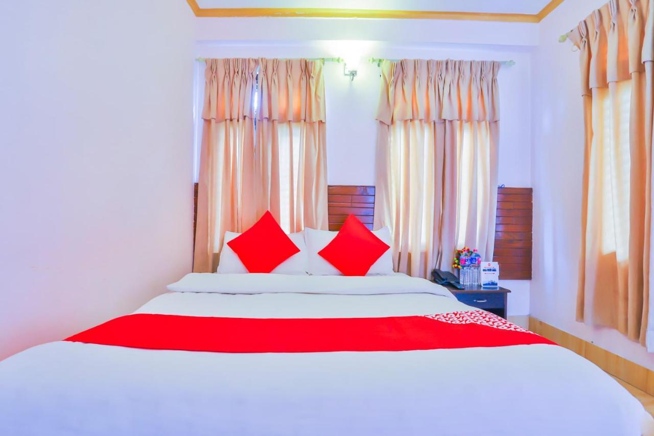 Hotel Alpine Villa Pokhara Exterior photo