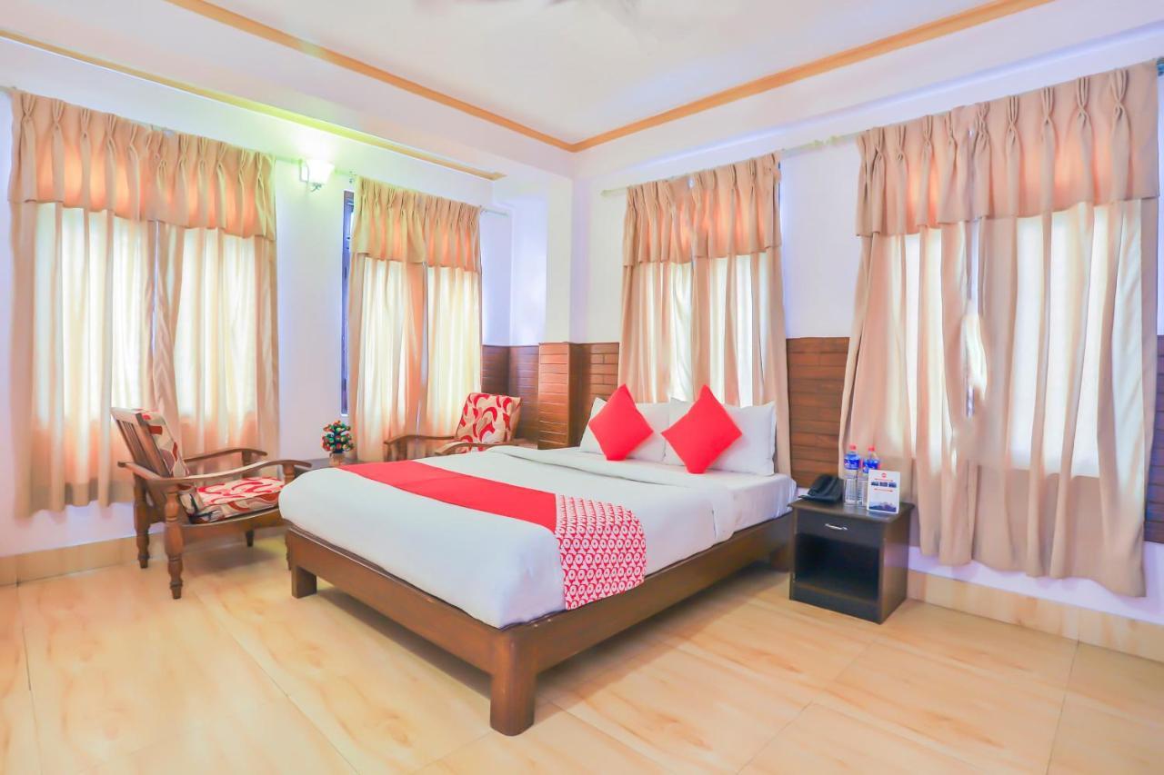 Hotel Alpine Villa Pokhara Exterior photo