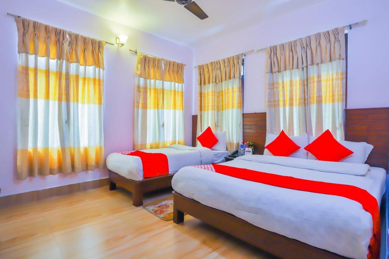 Hotel Alpine Villa Pokhara Exterior photo